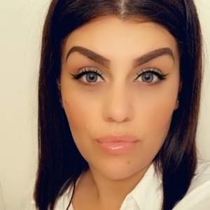 Meet your Posher, Danay